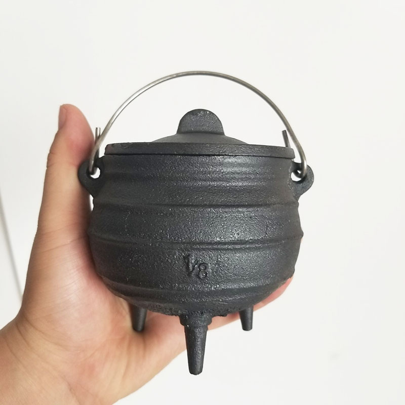Medium 1/8# Cast Iron Cauldron - Cast Iron Corn avis et prix