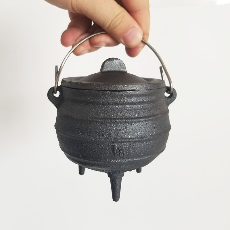 Medium 1/8# Cast Iron Cauldron - Cast Iron Corn avis et prix